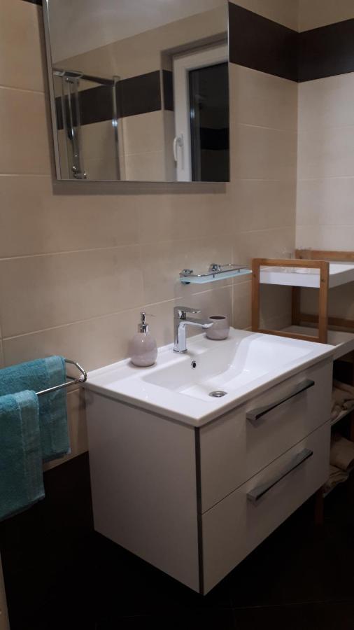 Agata Apartments Novalja Dış mekan fotoğraf