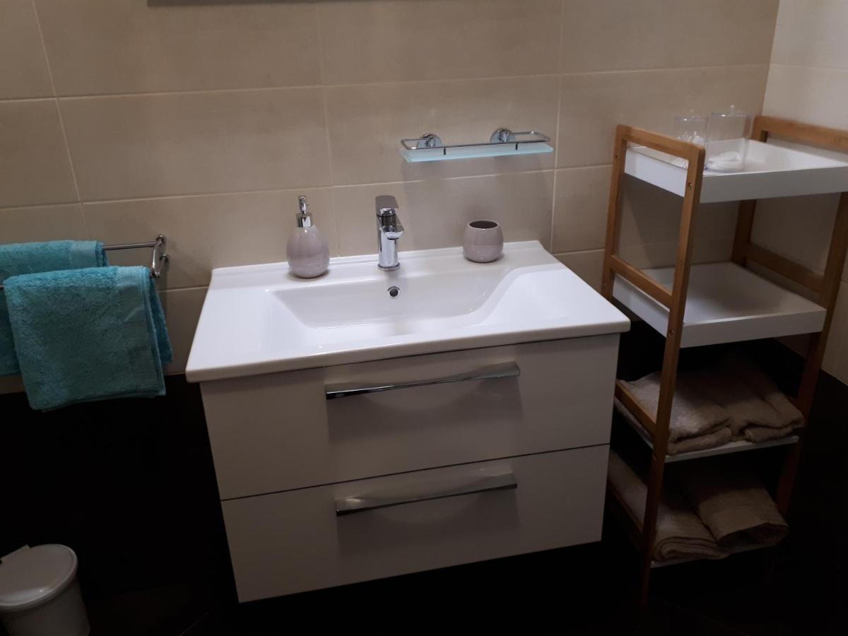 Agata Apartments Novalja Dış mekan fotoğraf