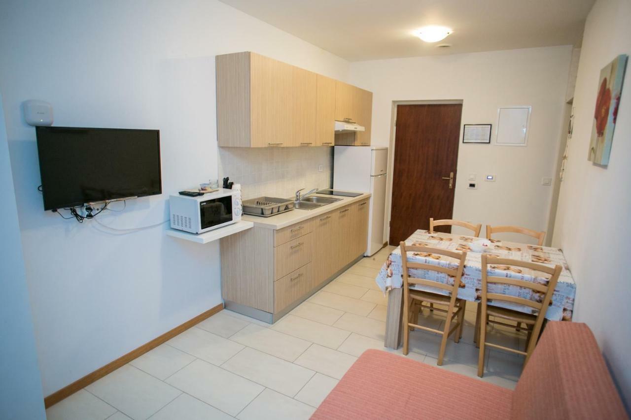 Agata Apartments Novalja Dış mekan fotoğraf